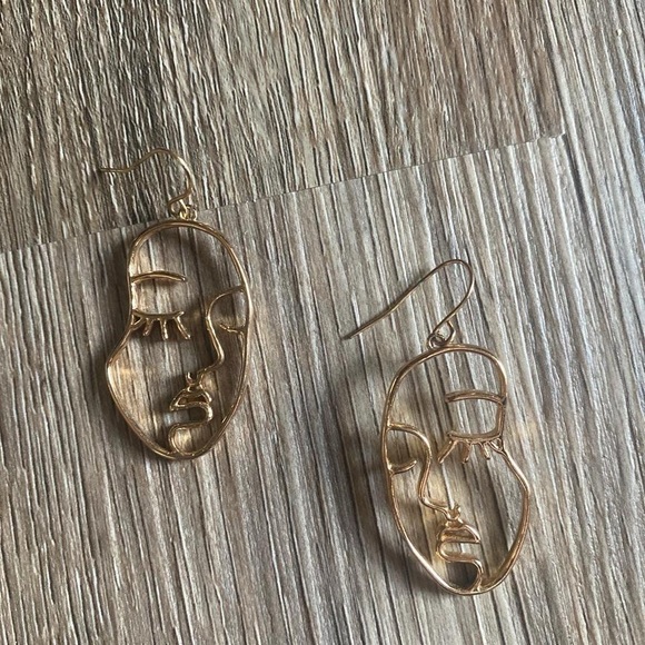 face outline earrings - Picture 2 of 2